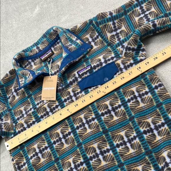 NEW XS Patagonia Synchilla Snow Beam Teal and Gold Geometric Fleece Sweatshirt - Picture 7 of 11
